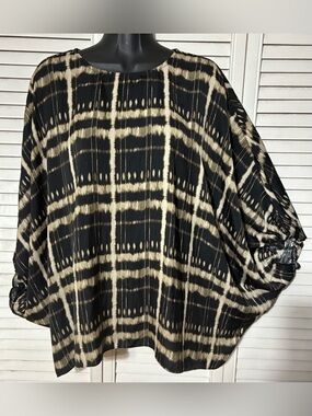 Grade and Gather, M/L, silky Black and Cream Plaid Tie-Dye boxy Top